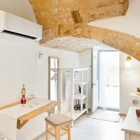 San Nicola Clemente Private Guest house